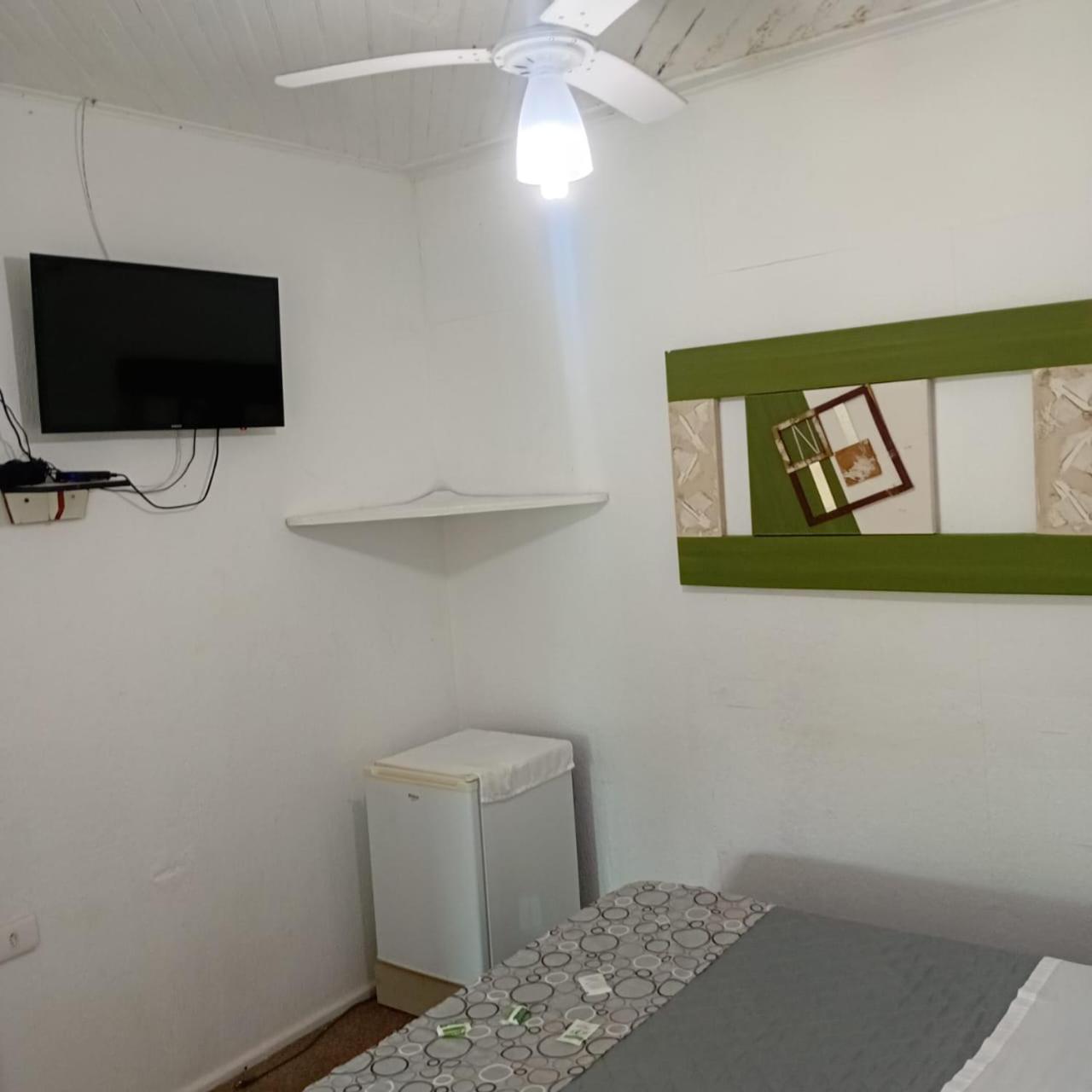 Pousada Gaivotas Do Guarau Peruibe Room photo